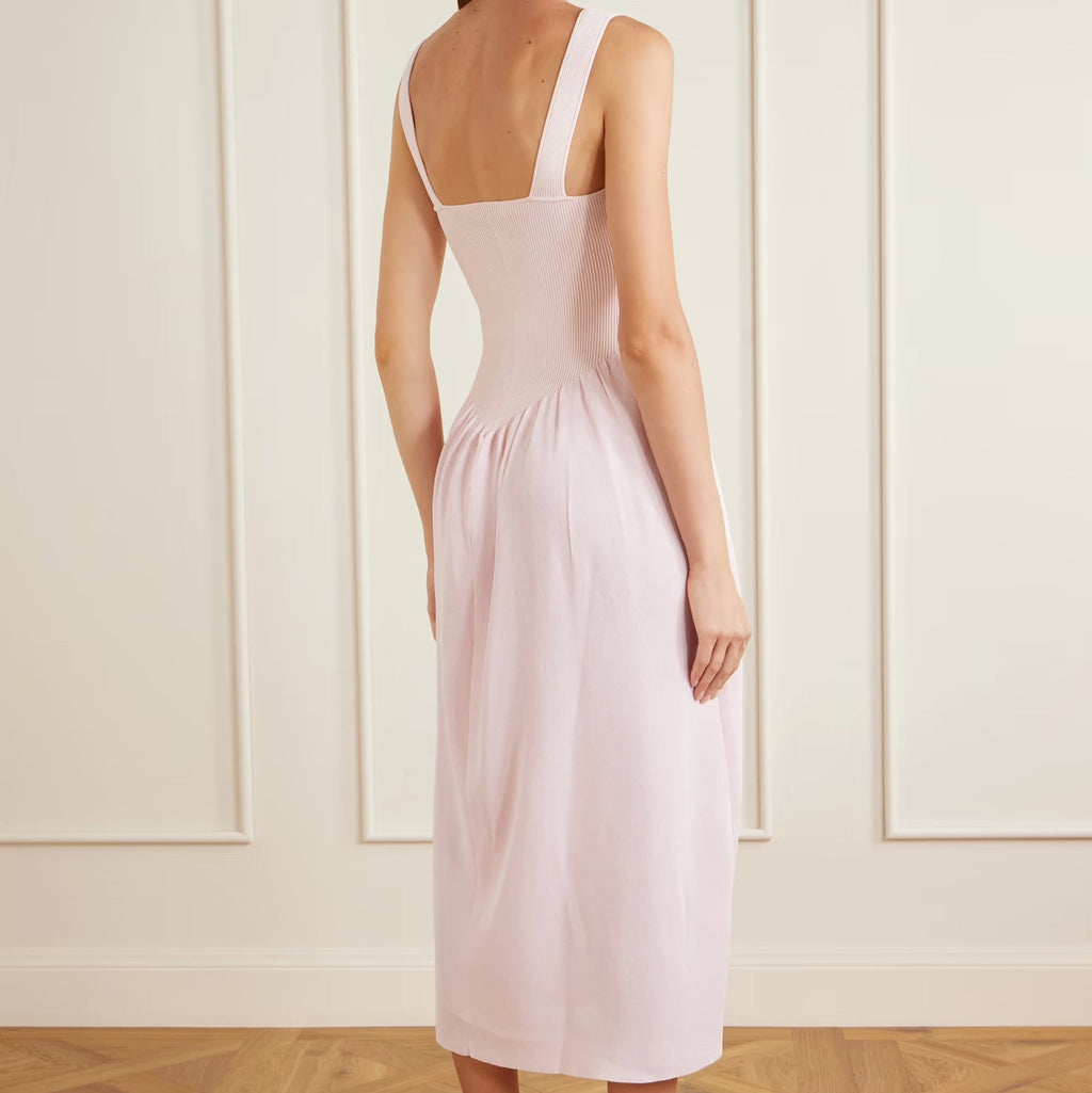 Light pink sleeveless midi dress